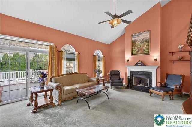 5016 Allen Drive, Hanover Twp, PA 18017