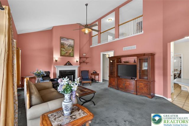 5016 Allen Drive, Hanover Twp, PA 18017