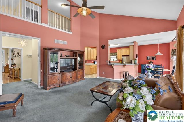 5016 Allen Drive, Hanover Twp, PA 18017