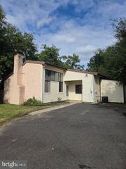 415 ASHLAND AVE #7, Lawnside, NJ 08045