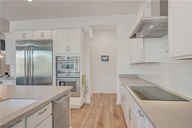 3382 Creek Bend Avenue, Henderson, NV 89044