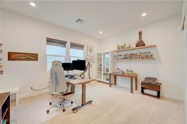 3382 Creek Bend Avenue, Henderson, NV 89044