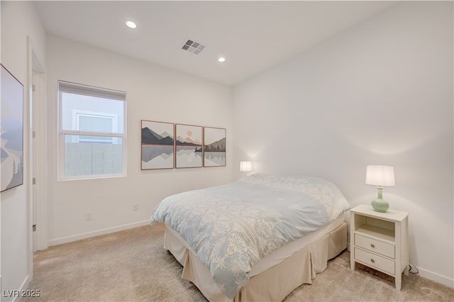 3382 Creek Bend Avenue, Henderson, NV 89044