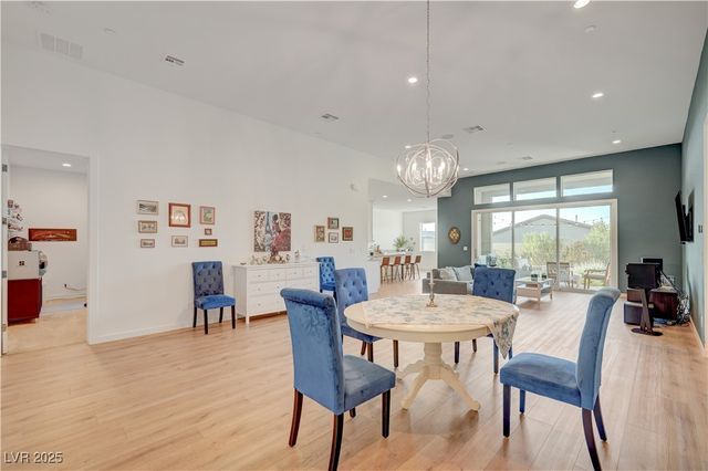 3382 Creek Bend Avenue, Henderson, NV 89044