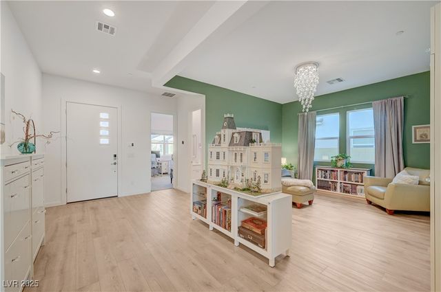 3382 Creek Bend Avenue, Henderson, NV 89044