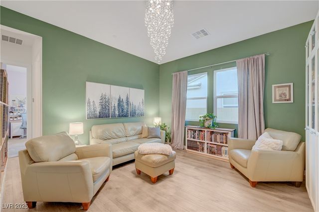 3382 Creek Bend Avenue, Henderson, NV 89044