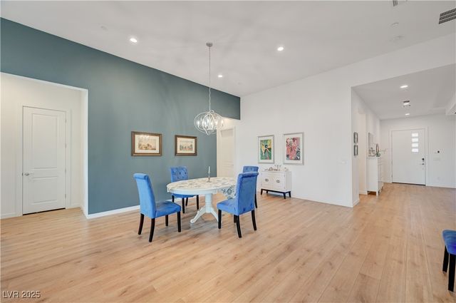 3382 Creek Bend Avenue, Henderson, NV 89044