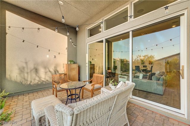 3382 Creek Bend Avenue, Henderson, NV 89044