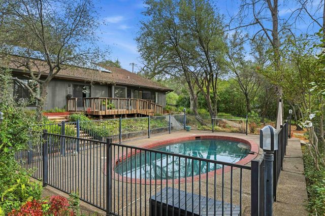 6699 Oak Hill Dr, Granite Bay, CA 95746