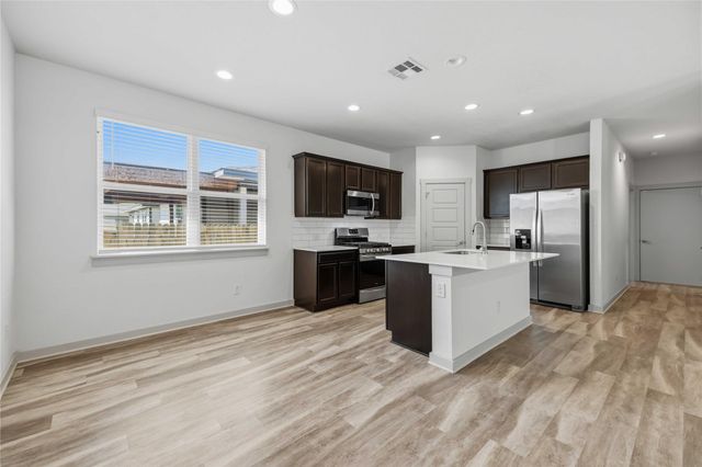 453 Agave Azul WAY, Leander, TX 78641