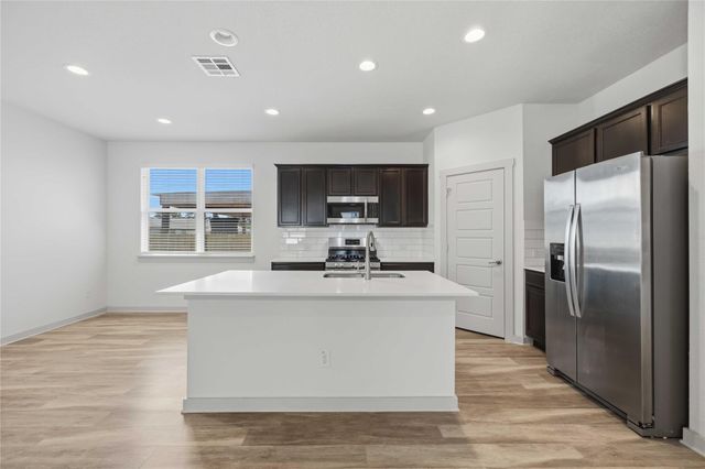 453 Agave Azul WAY, Leander, TX 78641