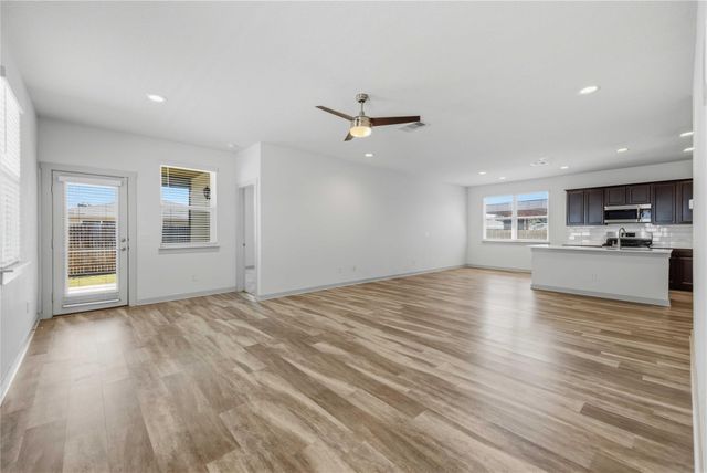 453 Agave Azul WAY, Leander, TX 78641