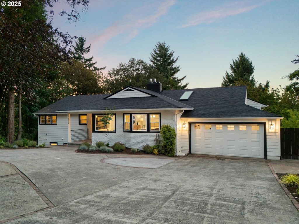 1015 SOUTHSHORE Blvd, Lake Oswego, OR 97034