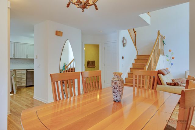 73 Woodstone Drive, Buffalo Grove, IL 60089