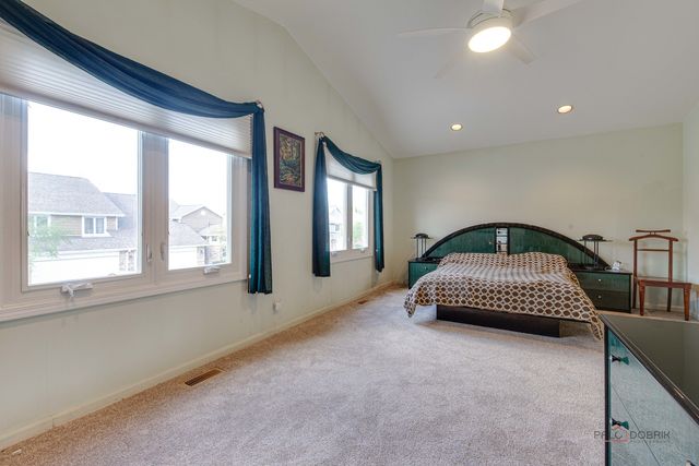 73 Woodstone Drive, Buffalo Grove, IL 60089