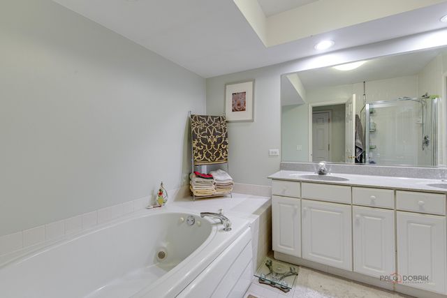 73 Woodstone Drive, Buffalo Grove, IL 60089