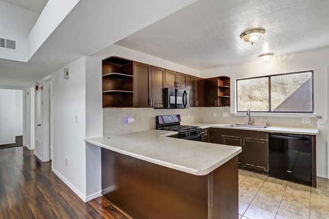 6909 Cleghorn Road NW, Albuquerque, NM 87120