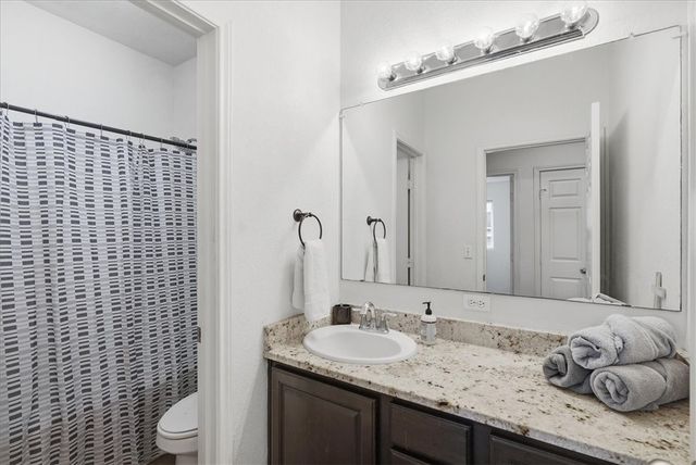 2513 Las Brisas St, Corpus Christi, TX 78414