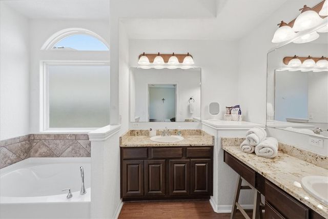 2513 Las Brisas St, Corpus Christi, TX 78414