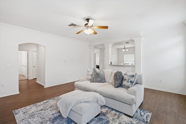 2513 Las Brisas St, Corpus Christi, TX 78414
