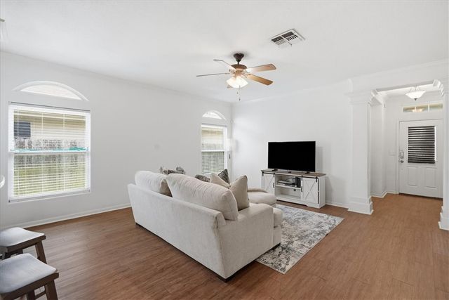 2513 Las Brisas St, Corpus Christi, TX 78414