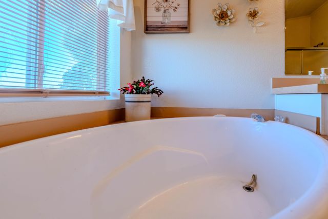 108 Riley Road, Estancia, NM 87016