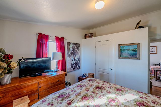 108 Riley Road, Estancia, NM 87016