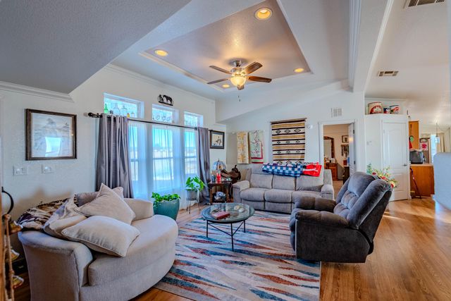 108 Riley Road, Estancia, NM 87016