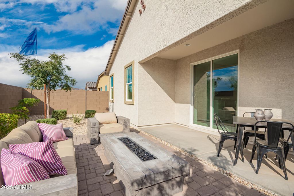 25152 N 150TH Lane, Surprise, AZ 85387 — photo 2