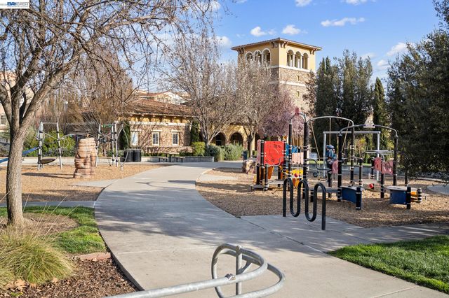 4692 Rimini Ct, Dublin, CA 94568