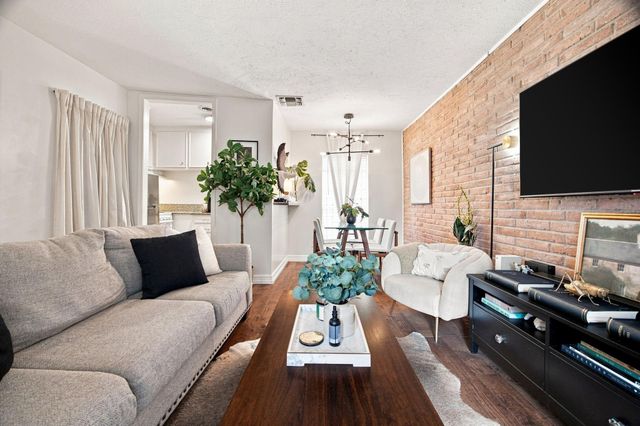 3400 Timmons Lane 80, Houston, TX 77027