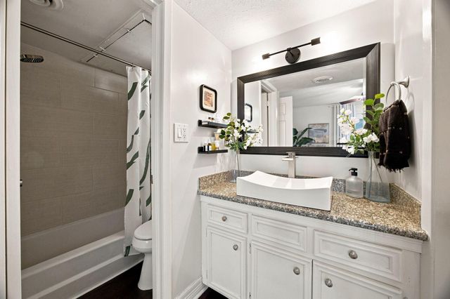 3400 Timmons Lane 80, Houston, TX 77027