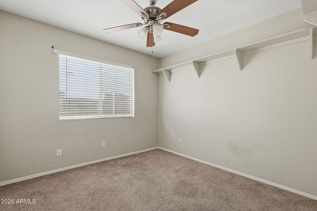 Image 21 of property listing at 2049 N 109TH Avenue, Avondale, AZ 85392
