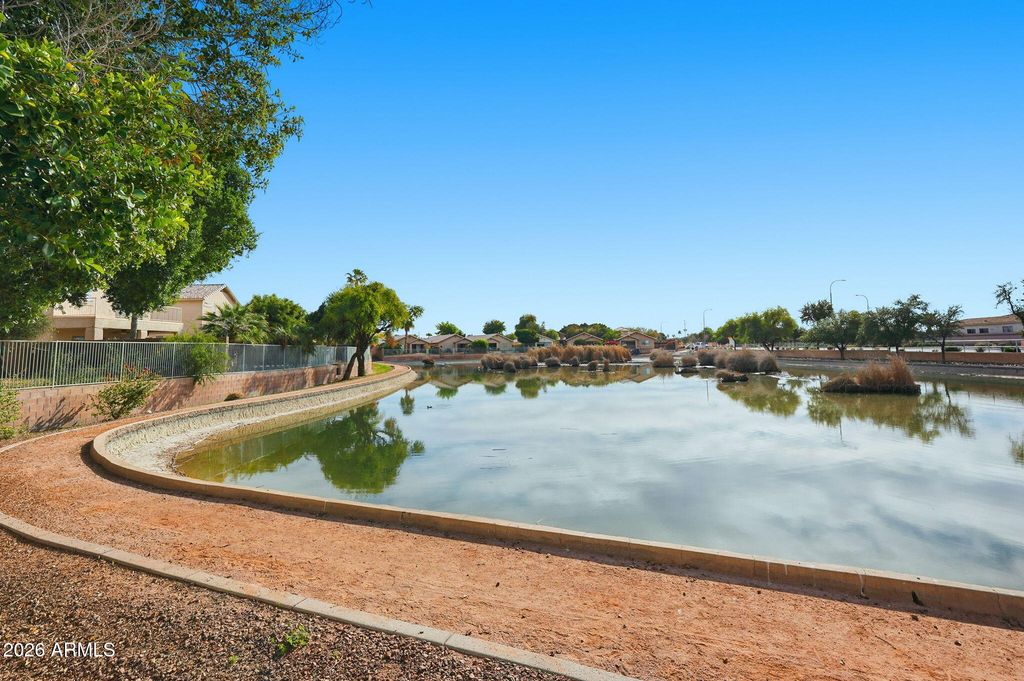 Image 31 of property listing at 2049 N 109TH Avenue, Avondale, AZ 85392