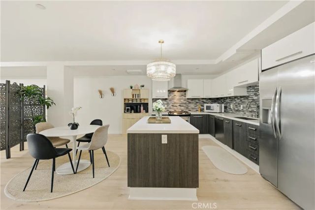 433 Pine Avenue 201, Long Beach, CA 90802