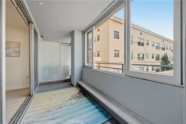 433 Pine Avenue 201, Long Beach, CA 90802