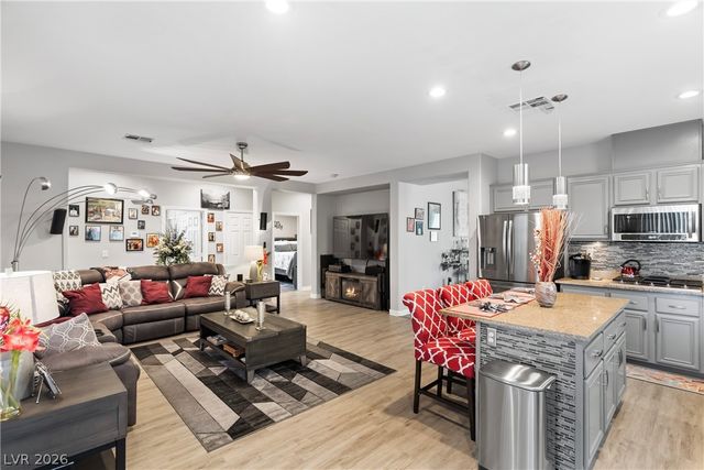 2312 Saddlebill Court, North Las Vegas, NV 89084