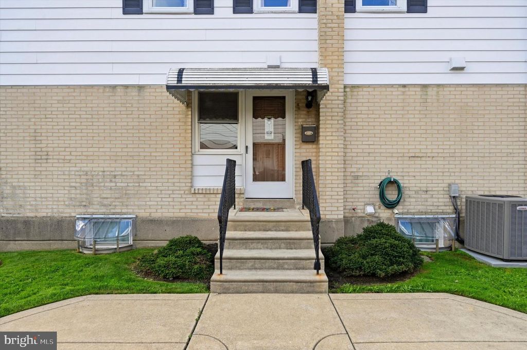 1324 PARKLANE RD, SWARTHMORE, PA 19081 — photo 3