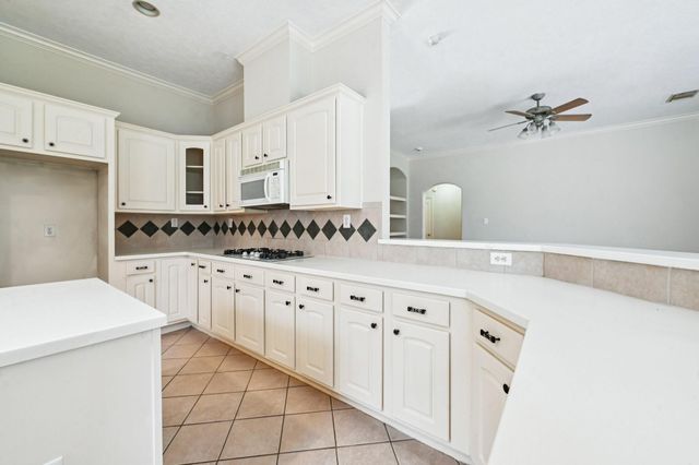 3114 Autumn Court, Pearland, TX 77584