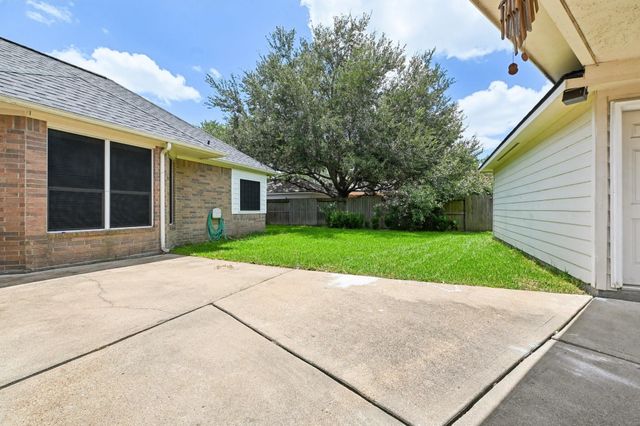 3114 Autumn Court, Pearland, TX 77584