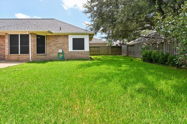 3114 Autumn Court, Pearland, TX 77584
