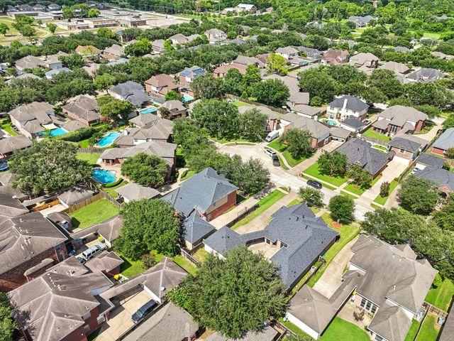 3114 Autumn Court, Pearland, TX 77584