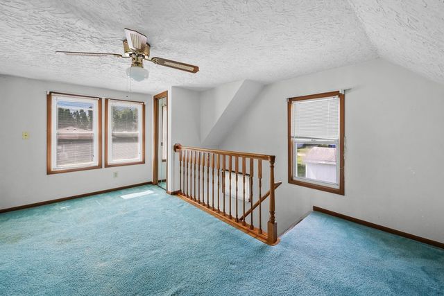 2421 34th Street, Moline, IL 61265