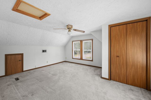 2421 34th Street, Moline, IL 61265