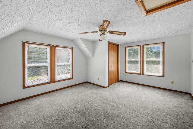 2421 34th Street, Moline, IL 61265