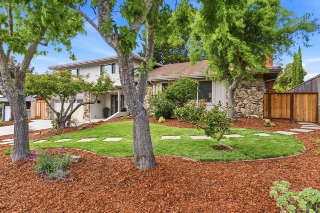 2740 Comstock Circle, Belmont, CA 94002