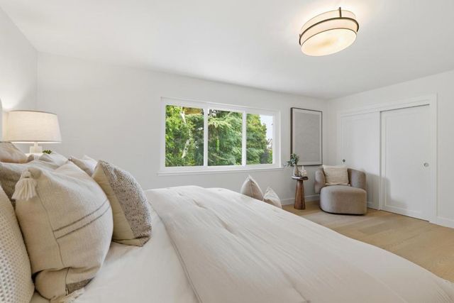 2740 Comstock Circle, Belmont, CA 94002