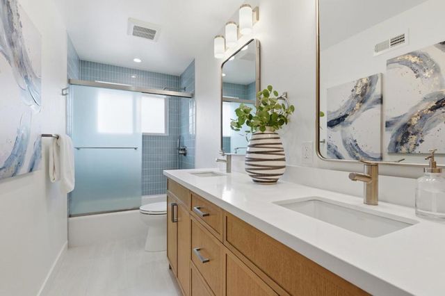 2740 Comstock Circle, Belmont, CA 94002
