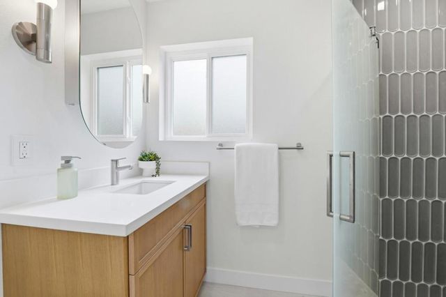 2740 Comstock Circle, Belmont, CA 94002