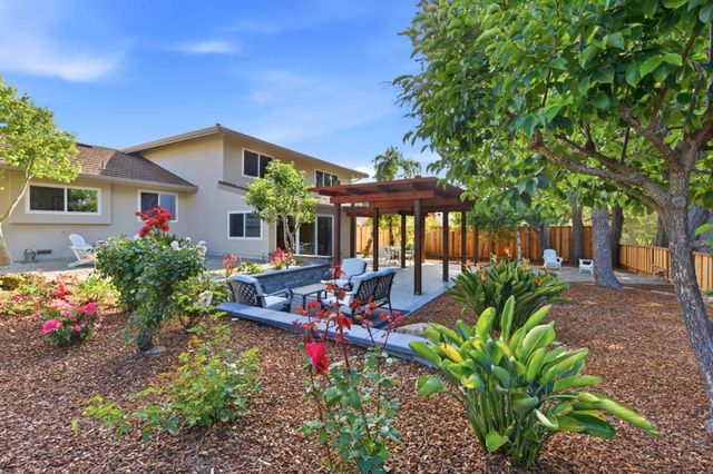 2740 Comstock Circle, Belmont, CA 94002